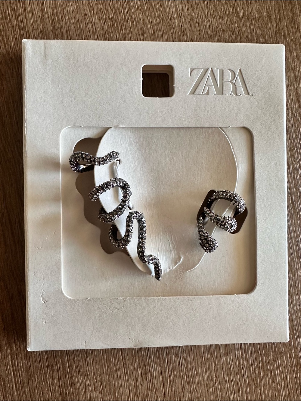 Zara Rhinestone Set of Snake Ear Cuff - Black Sparkle - Picture 3 of 7